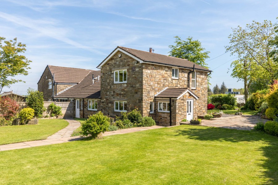 Images for Athertons Farm Cottage, Hall Lane, Billinge, WN5 7XA