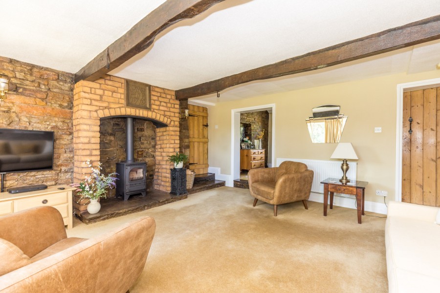 Images for Athertons Farm Cottage, Hall Lane, Billinge, WN5 7XA