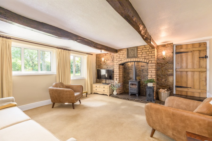 Images for Athertons Farm Cottage, Hall Lane, Billinge, WN5 7XA