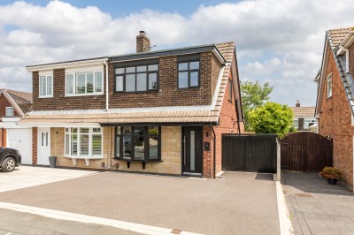 Warminster Grove, Winstanley, WN3 6JF