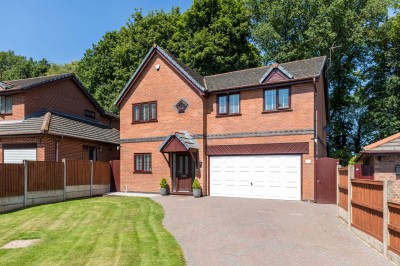 Trescott Mews, Standish, WN6 0AW