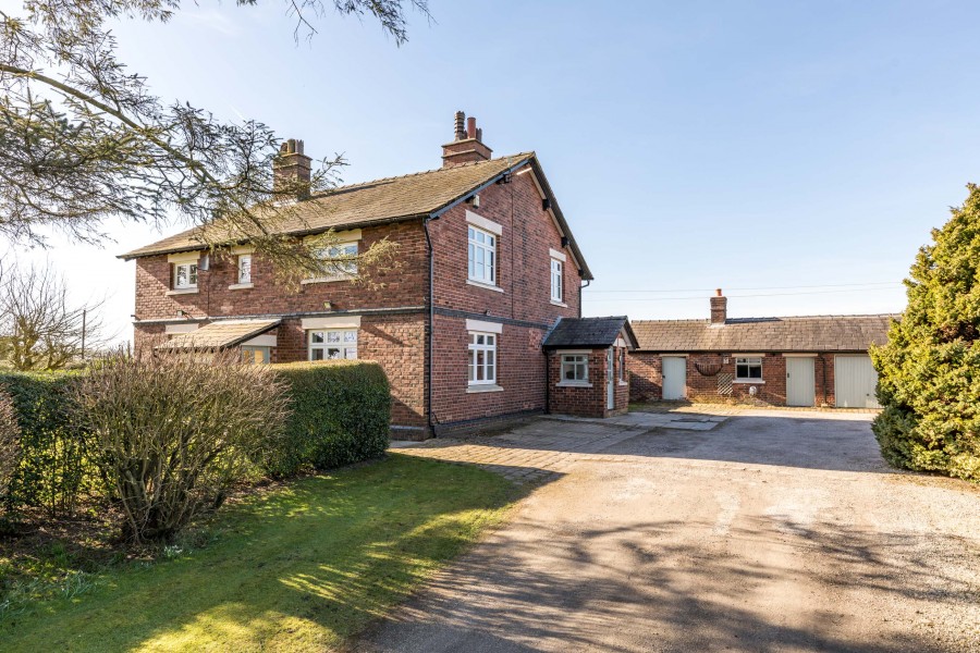 Images for Ferny Knoll House, Ferny Knoll Road, Rainford, WA11 7TG