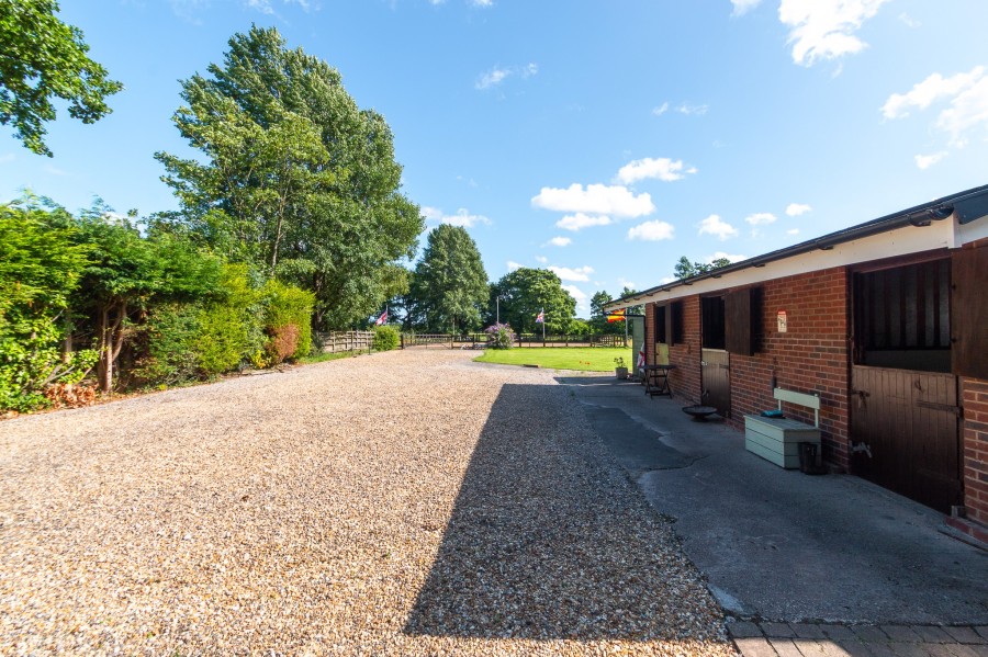 Images for Tunley Moss Stables, Tunley Moss, Wrightington. WN6 9RQ