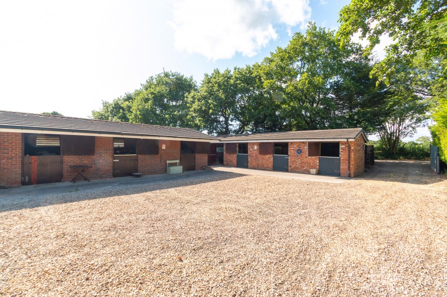 Images for Tunley Moss Stables, Tunley Moss, Wrightington. WN6 9RQ