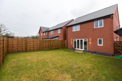 Images for Red Clover Gardens, Standish, WN6 0WN EAID:Regan Hallworth BID:Regan & Hallworth - Standish