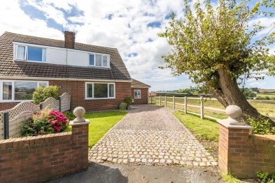 Eskdale Avenue, Blackrod, BL6 5SF