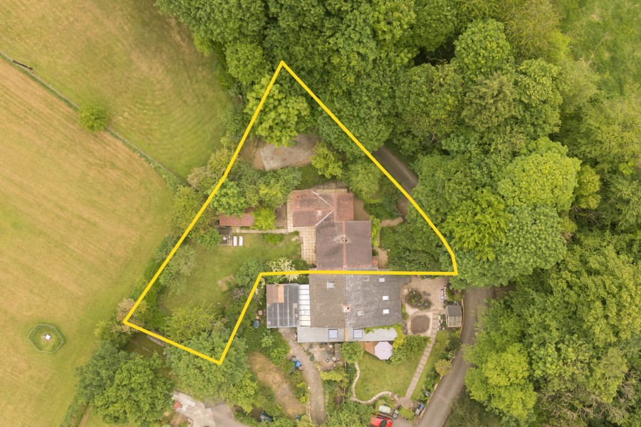 Images for Dog In The Wall Cottage , Sennicar Lane, Haigh, WN2 1LS