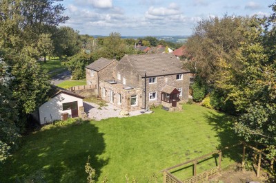 Hallbridge Farmhouse, Dingle Road, Upholland, WN8 0EN