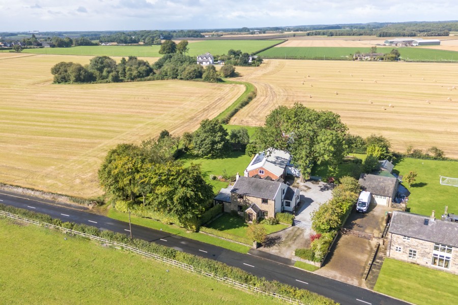 Images for Alderley Farmhouse, Alder Lane, Crank, St Helens WA11 7SH