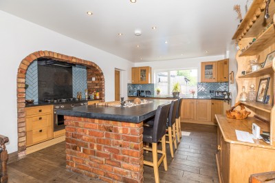 Images for Gathurst Lane, Shevington, WN6 8HW EAID:Regan Hallworth BID:Regan & Hallworth- Wigan