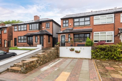 Chorley Road, Standish, WN1 2SX