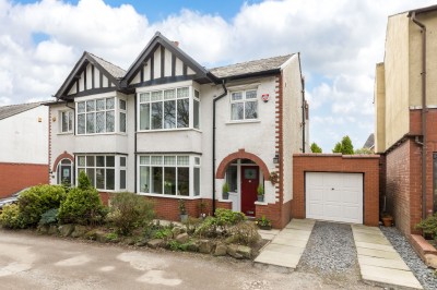 Wigan Road, Standish, WN6 0AY