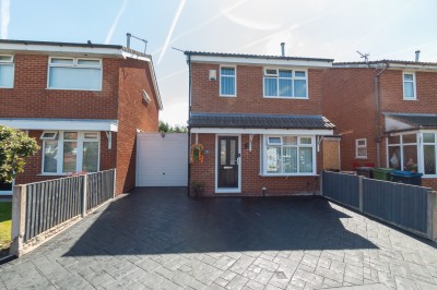 Leaview, Whelley, Wigan, WN1 3UJ