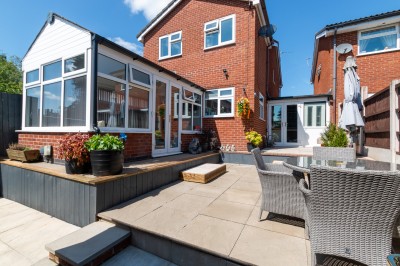 Leaview, Whelley, Wigan, WN1 3UJ