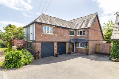 Preston Road, Coppull, PR7 5DW