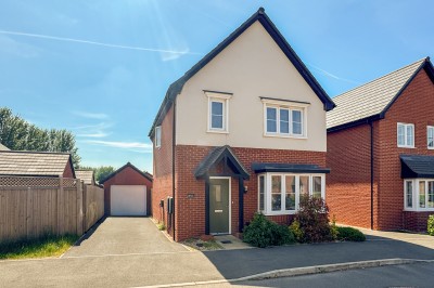 Bullrush Meadow, Standish, WN6 0WN