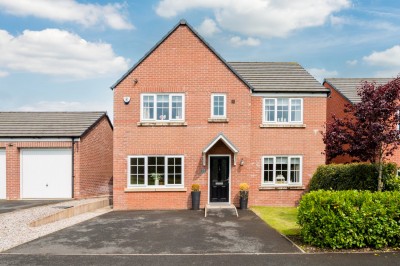 Greenside Close, Standish, WN6 0WG