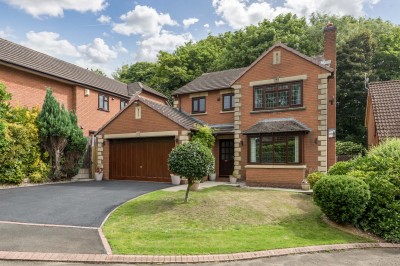 Highfield Drive, Standish, WN6 0EJ