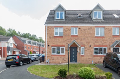 Holmes Wood Close, Winstanley, WN3 6NN