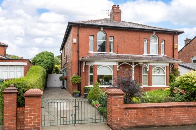 Mesnes Road, Whitley, WN1 2PJ