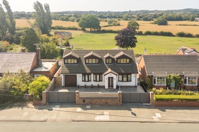Latham Lane, Orrell, WN5 0JG