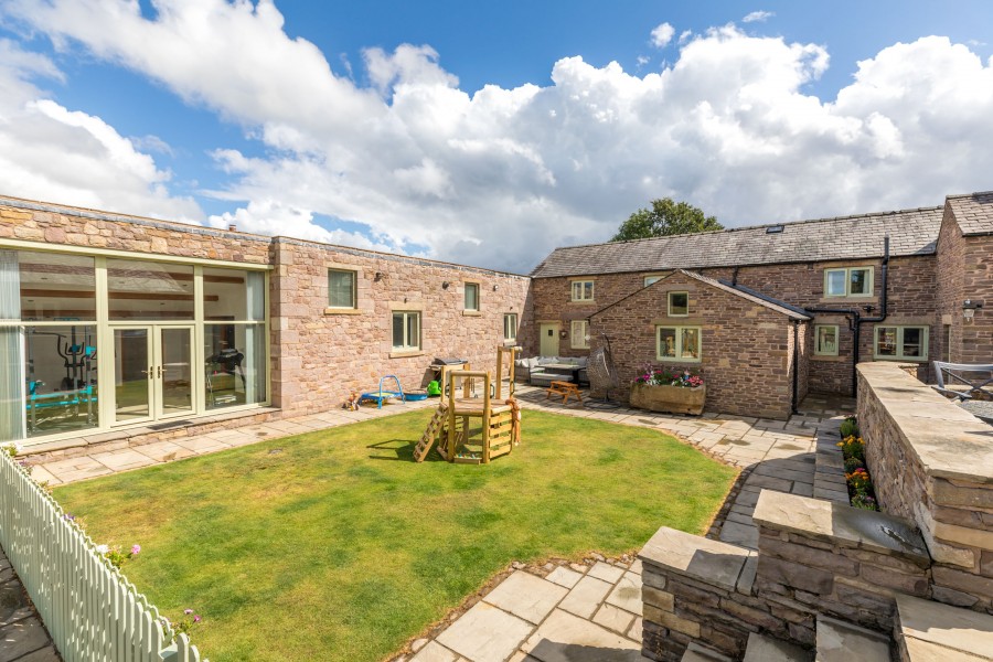 Images for Black Lion Barn, Blackburn Road, Heapey, Chorley, PR6 8EJ