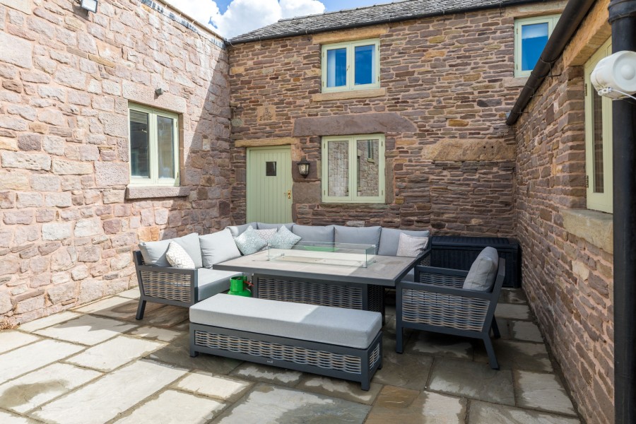Images for Black Lion Barn, Blackburn Road, Heapey, Chorley, PR6 8EJ