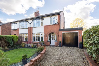 Wigan Road, Standish, WN6 0AY