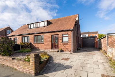 Longshaw Avenue, Billinge, WN5 7JT