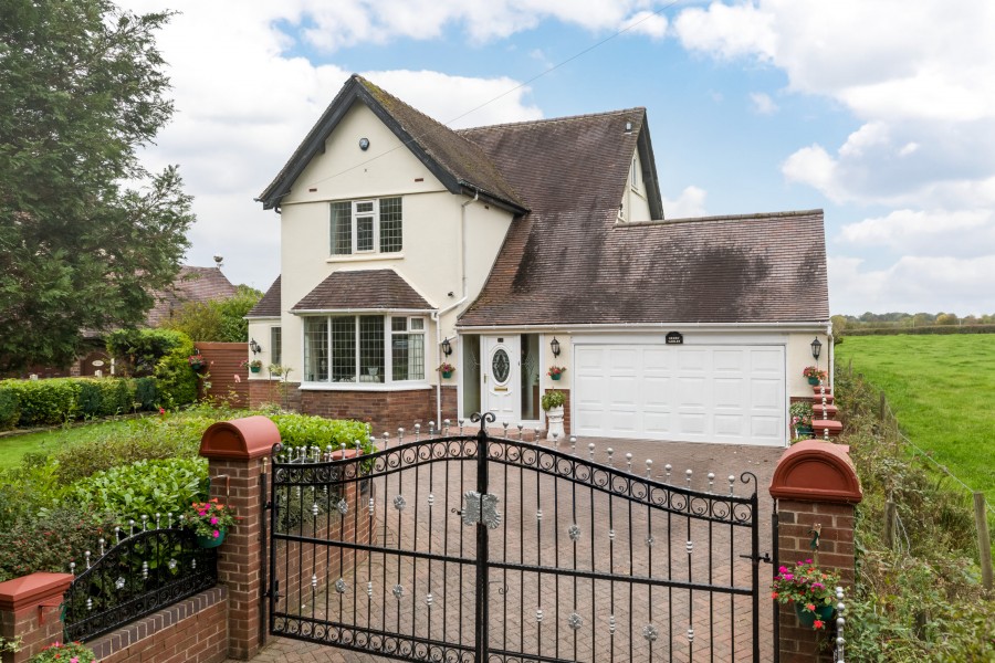 Images for Green Gables, 375 Gathurst Road, Orrell, WN5 8QE