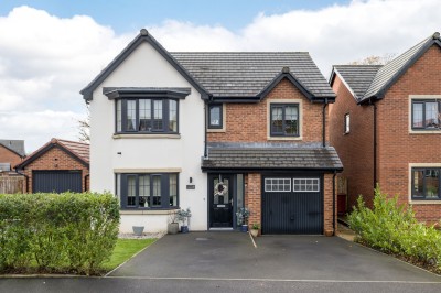 Hewlett Way, Westhoughton, BL5 2QZ
