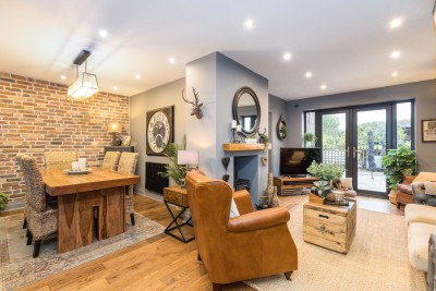 Dicconson Lane, Aspull, WN2 1QD