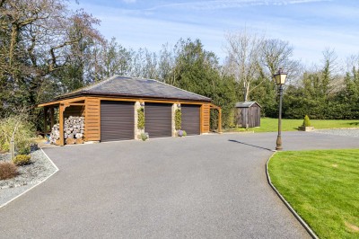 Images for Taylors Farm, Back Lane, Heath Charnock, PR6 9DN EAID:Regan Hallworth BID:Regan & Hallworth- Wigan