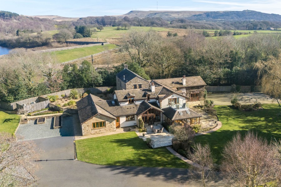 Images for Taylors Farm, Back Lane, Heath Charnock, PR6 9DN