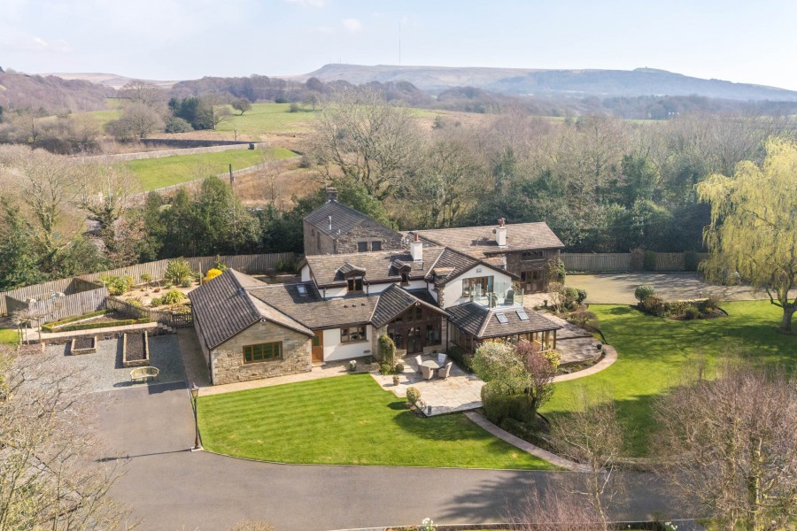 Images for Taylors Farm, Back Lane, Heath Charnock, PR6 9DN