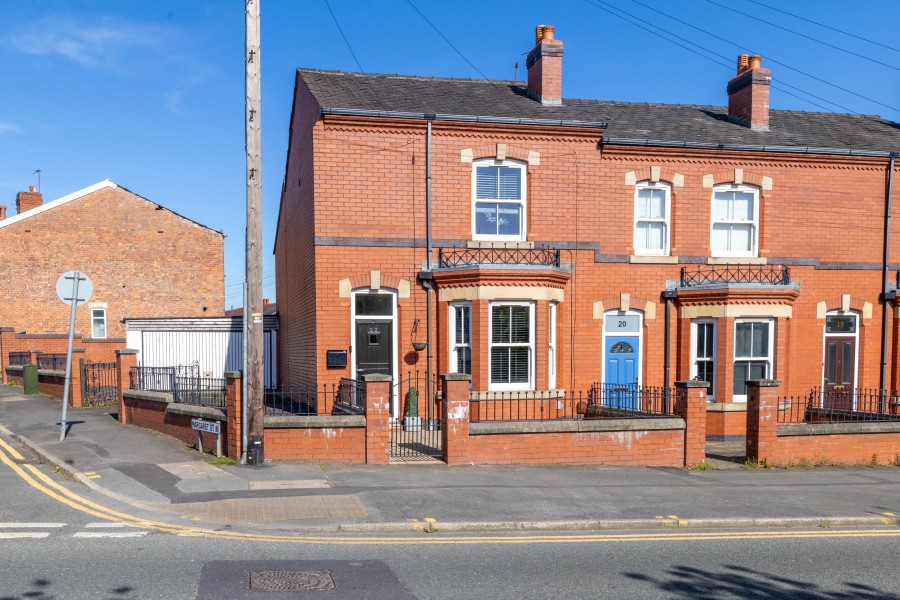 Images for Woodhouse Lane, Wigan, WN6 7LF