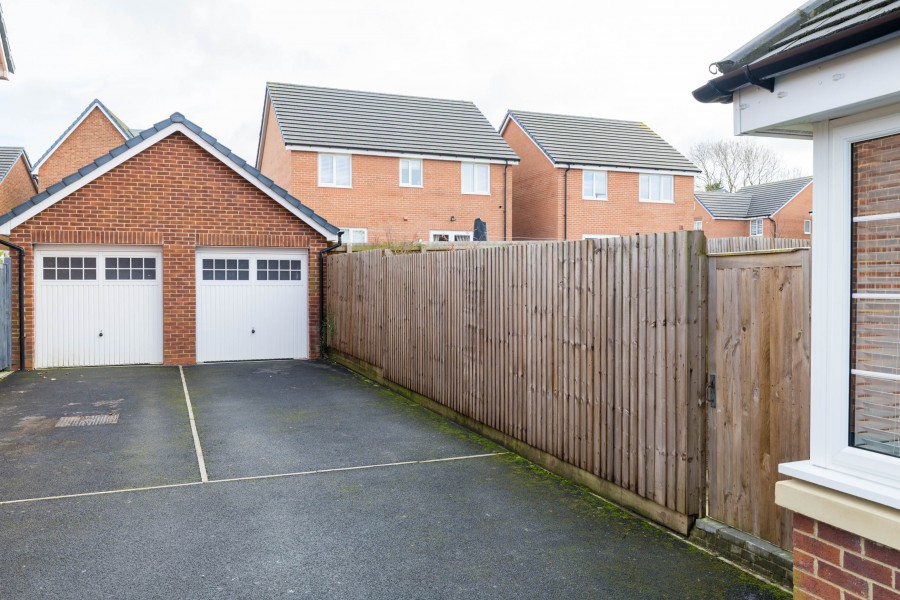 Images for Broadleaf Crescent, Standish, WN6 0ZN