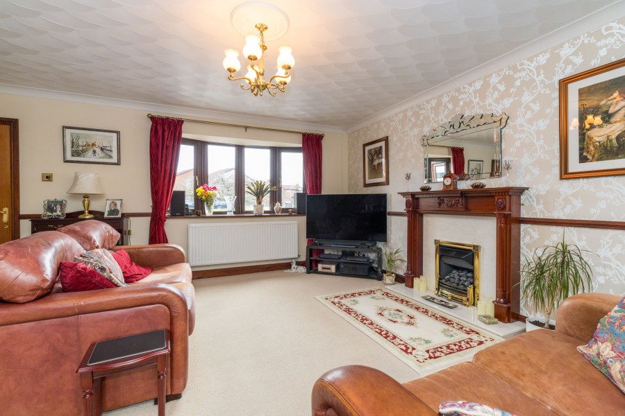 Images for Whitsundale, Westhoughton, BL5 3LQ
