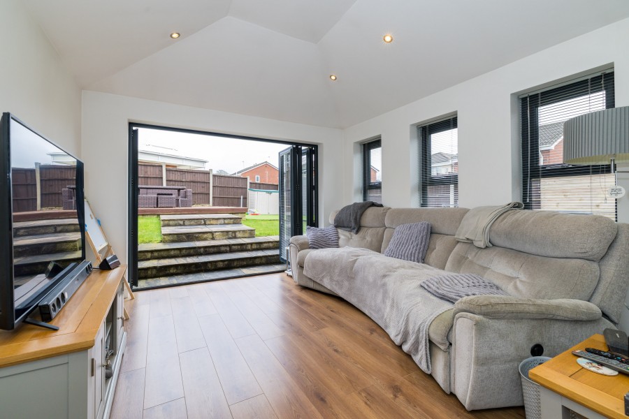 Images for Thistledown Close, Springfield, Wigan, WN6 7PA