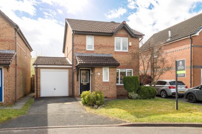 Ashington Close, Wigan, WN5 0JT