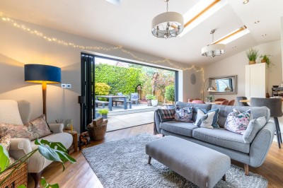 Colnbrook, Standish, WN6 0RX