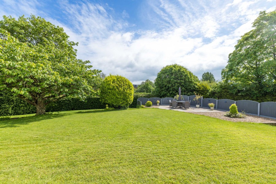 Images for Halliwells Farm, Yarrow Gate, Chorley, PR7 3AZ