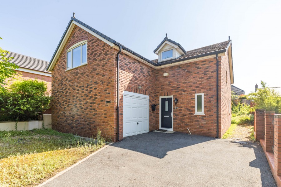 Images for Fairhurst Lane, Standish, WN6 2WD