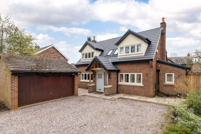 Oakwood, Flash Lane, Rufford, L40 1SN